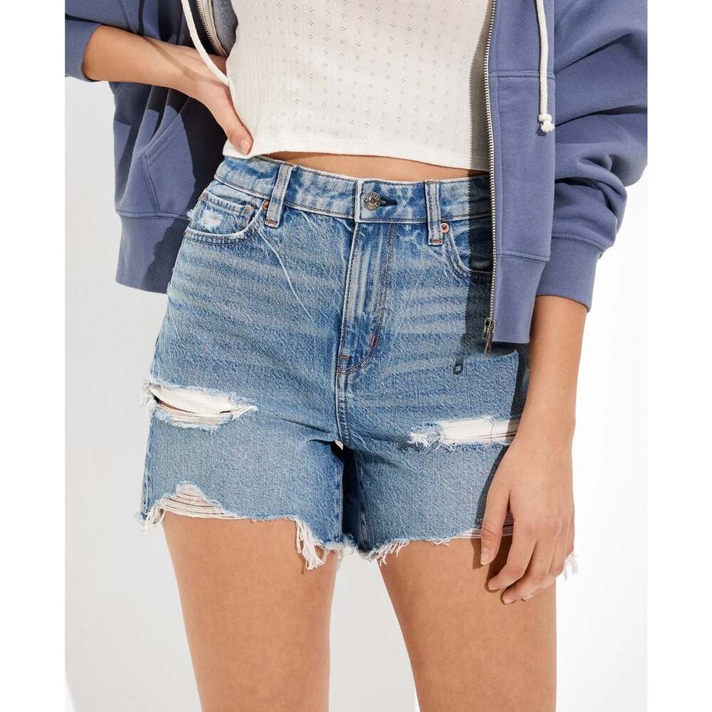 American Eagle AE Baggy Mom Shorts Women’s 4 Medium Wash Distressed Denim